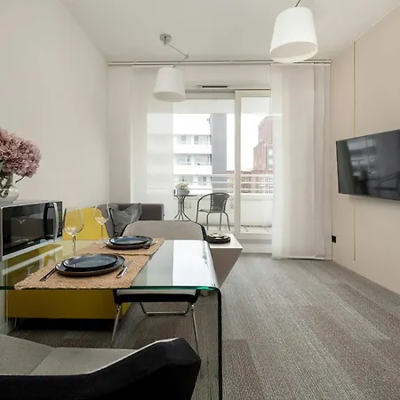 Tasteful In Close To Market By Renters Apartment *